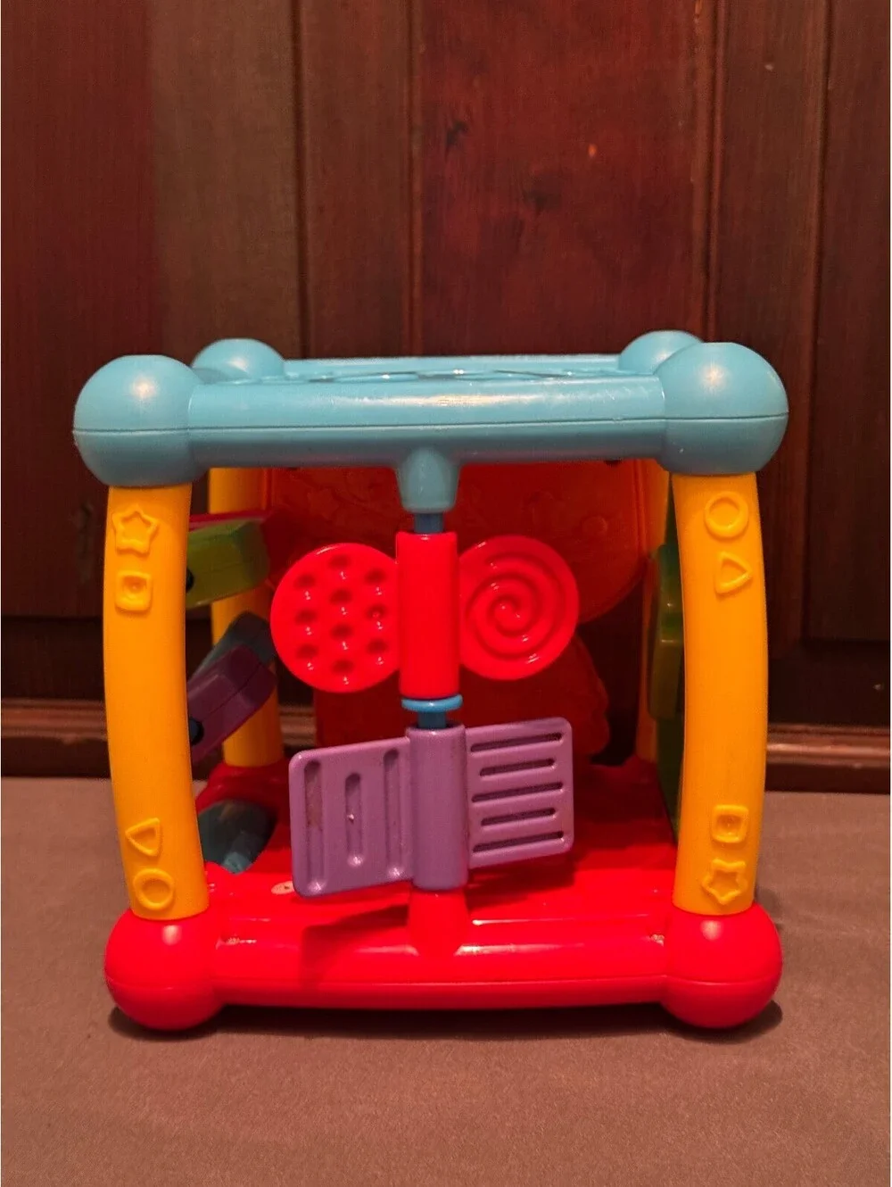 VTech Busy Learners Activity Cube Educational Toy -- Tested